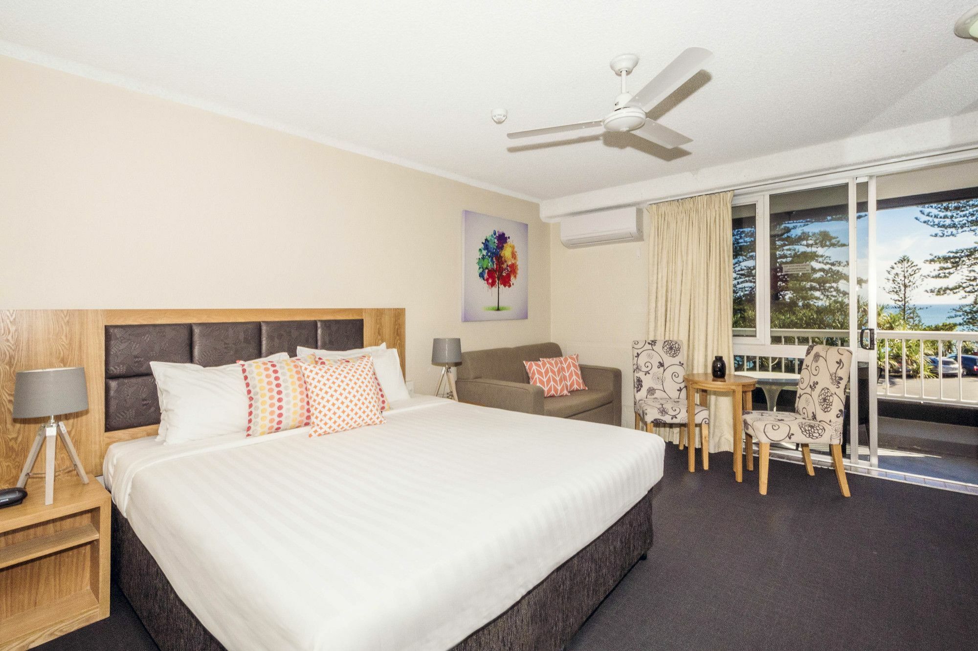 GREENMOUNT BEACH RESORT | ⋆⋆⋆ | COOLANGATTA, AUSTRALIA | SEASON DEALS ...